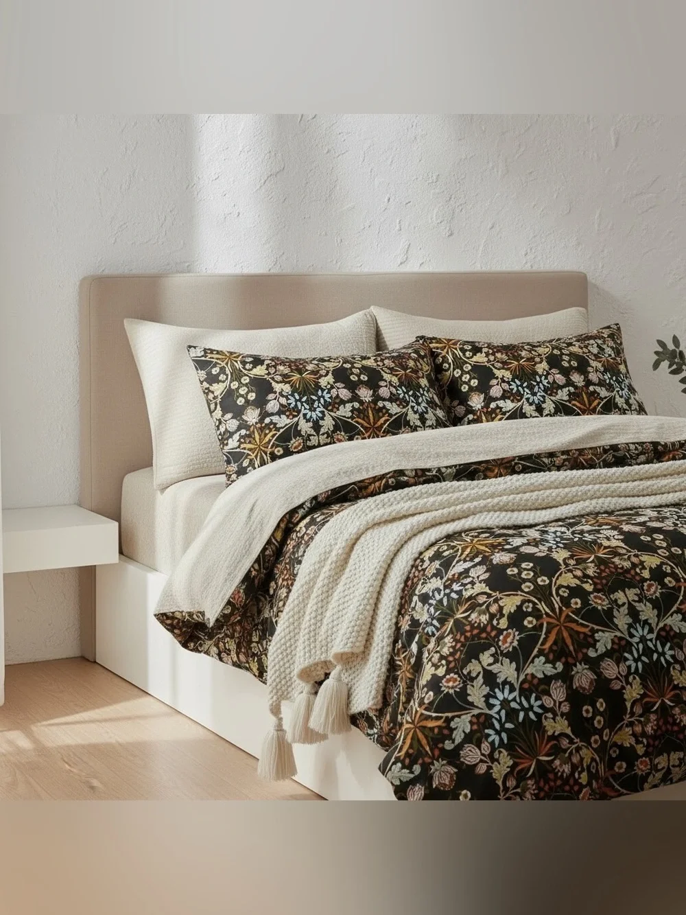 NEW Anthropologie Black Orange Floral Cotton Queen / King Bedding Duvet Sham Set